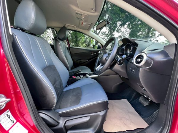 MAZDA 2 1.3 S LEATHER - Image 9