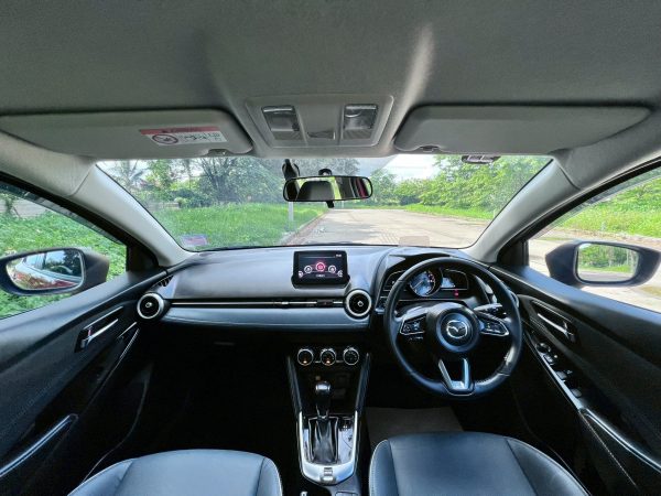 MAZDA 2 1.3 S LEATHER - Image 11