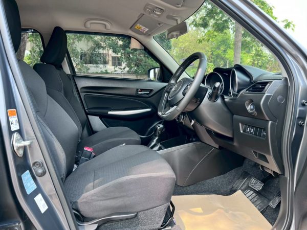 SUZUKI SWIFT 1.2 GLX CVT - Image 8