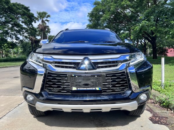 MITSUBISHI PAJERO 2.4GT - Image 4