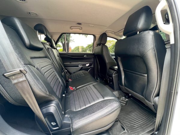 FORD EVEREST NEXTGEN SPORT 2.0 2WD + Option Pack A - Image 9