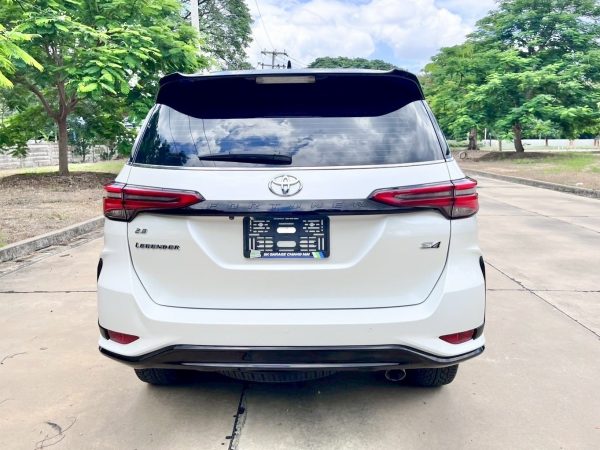 Fortuner Legender 2.8V 4WD - Image 6