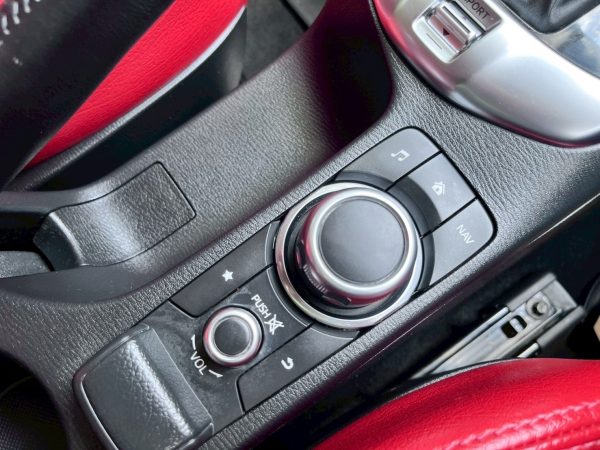 Mazda2 Skyactiv G - Image 12