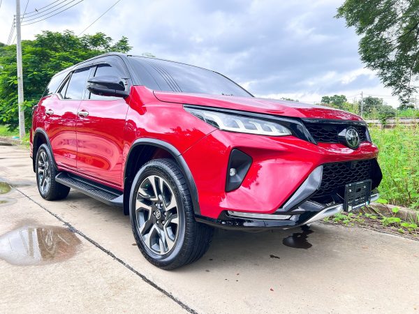 TOYOTA FORTUNER LEGENDER 2.8 2WD
