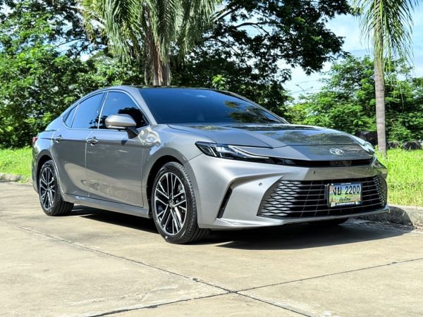 TOYOTA CAMRY HEV Premium Luxury