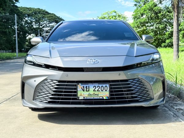 TOYOTA CAMRY HEV Premium Luxury - Image 3