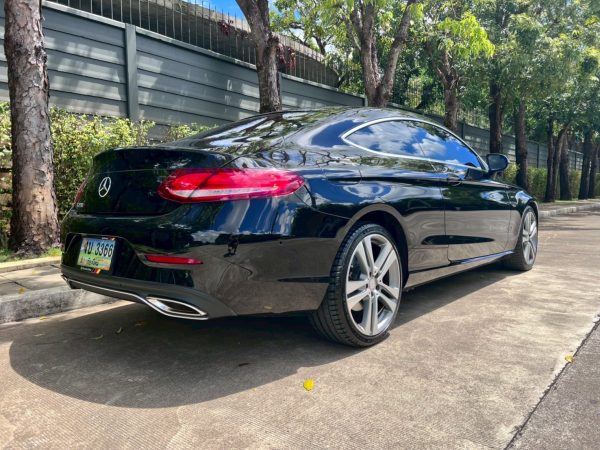 MERCEDES BENZ C250 Edition One - Image 4