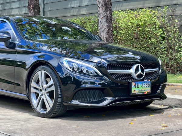 MERCEDES BENZ C250 Edition One - Image 6