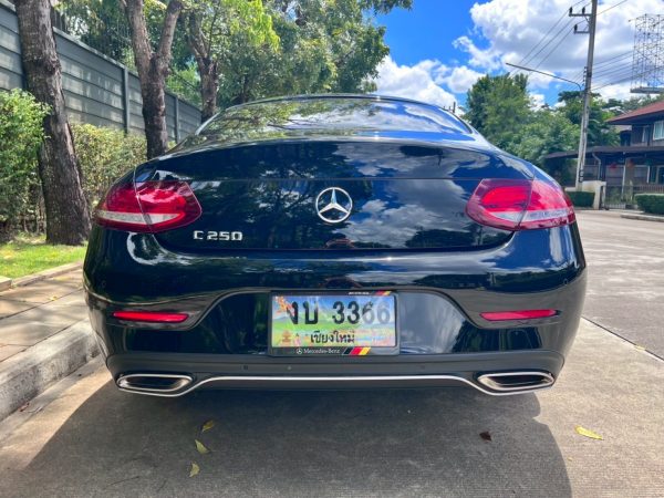 MERCEDES BENZ C250 Edition One - Image 7